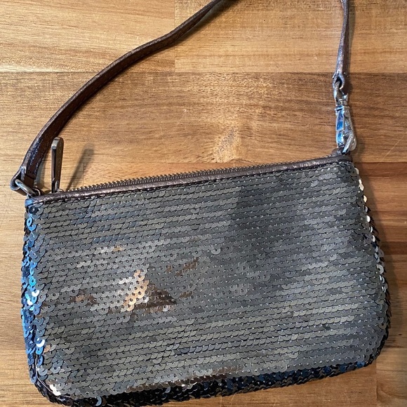 MICHAEL KORS ⭐️ sequin mini bag/wristlet - Picture 4 of 6